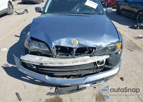 2005 BMW 330Xi z USA, uszkodzony, nr VIN WBAEW534X5PG12009